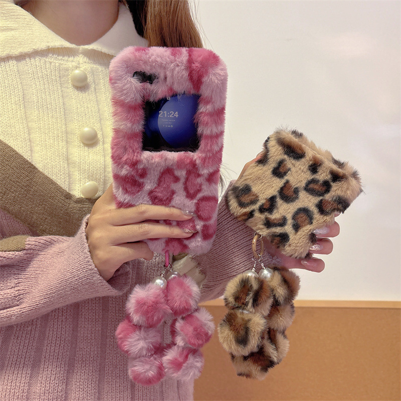 패션 레오파드 프린트 플러피 플러시 손목 스트랩 브래킷 - Phone Cases Samsung 리뷰 및 가격